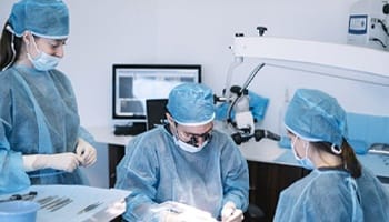 Mesquite implant dentist performing dental implant surgery